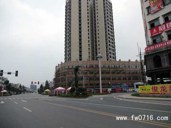 �����Ե����