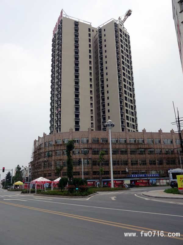 �����Ե����