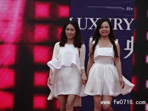 �����غͰ�����뵺