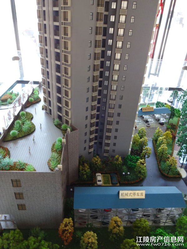 �����Ե����