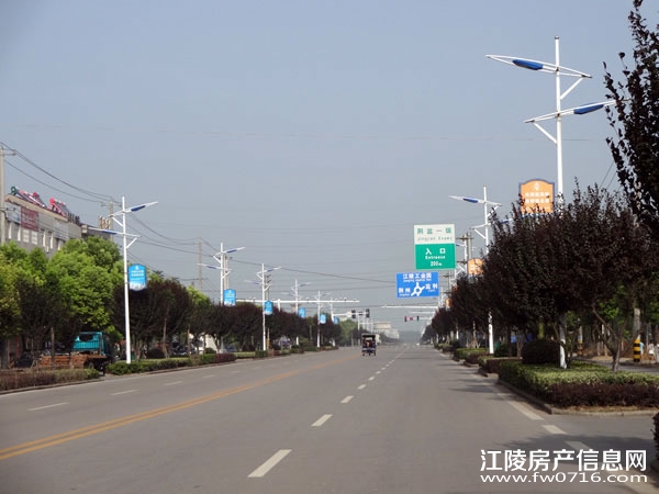 ���꿤���⾰ʵ��ͼ