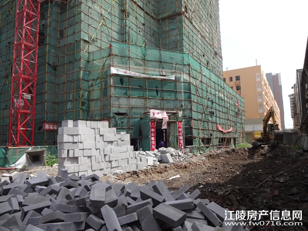 ��Ѩ���г�סլ¥9�·ݽ����չ