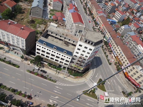 ʵ�ĺ�Ե���������ȫ��ͼ