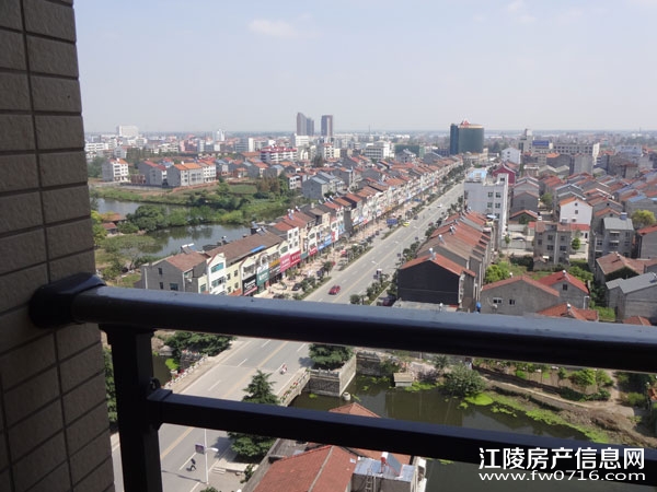 ���ݽ����غ�Ե����