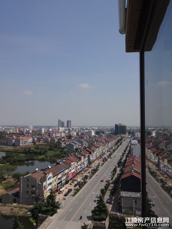 ���ݽ����غ�Ե����