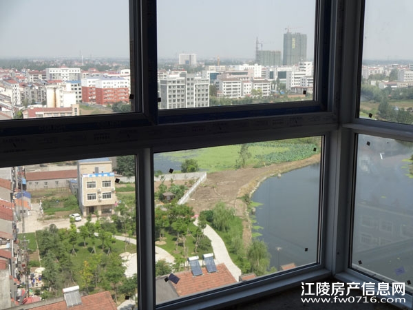 ���ݽ����غ�Ե����