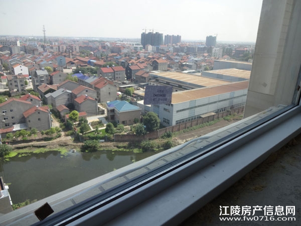 ���ݽ����غ�Ե����