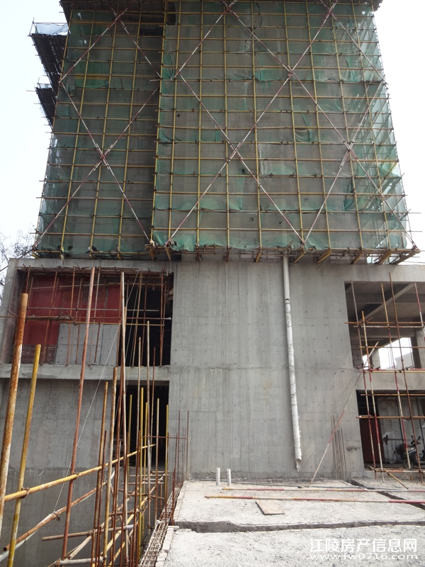 �������ݽ���Ͱ�����뵺