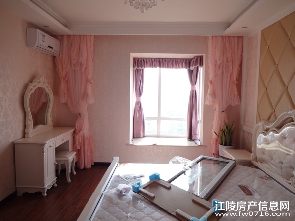 ���꿤��12�·���ס�ͻ�װ��ʩ���ֳ�(һ)