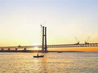 ���꣺�����ɱ� ����֮������һ����ҵ�³�(��)