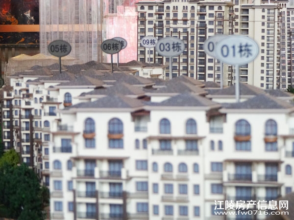 ������(��)���Ǳ���С��